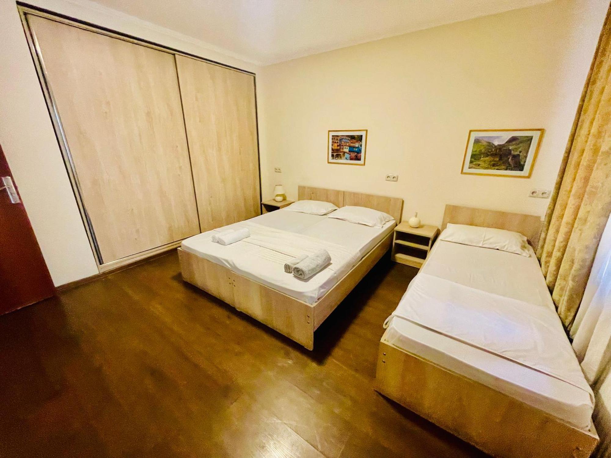 Albergue Bon Voyage Tiflis Exterior foto