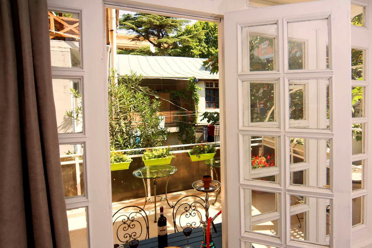 Albergue Bon Voyage Tiflis Exterior foto